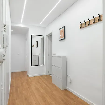 Modern By Cm Apartment