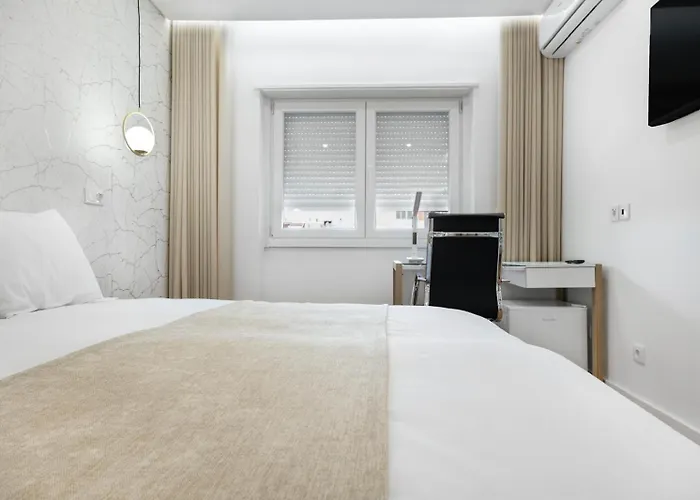 Modern By Cm * Amadora